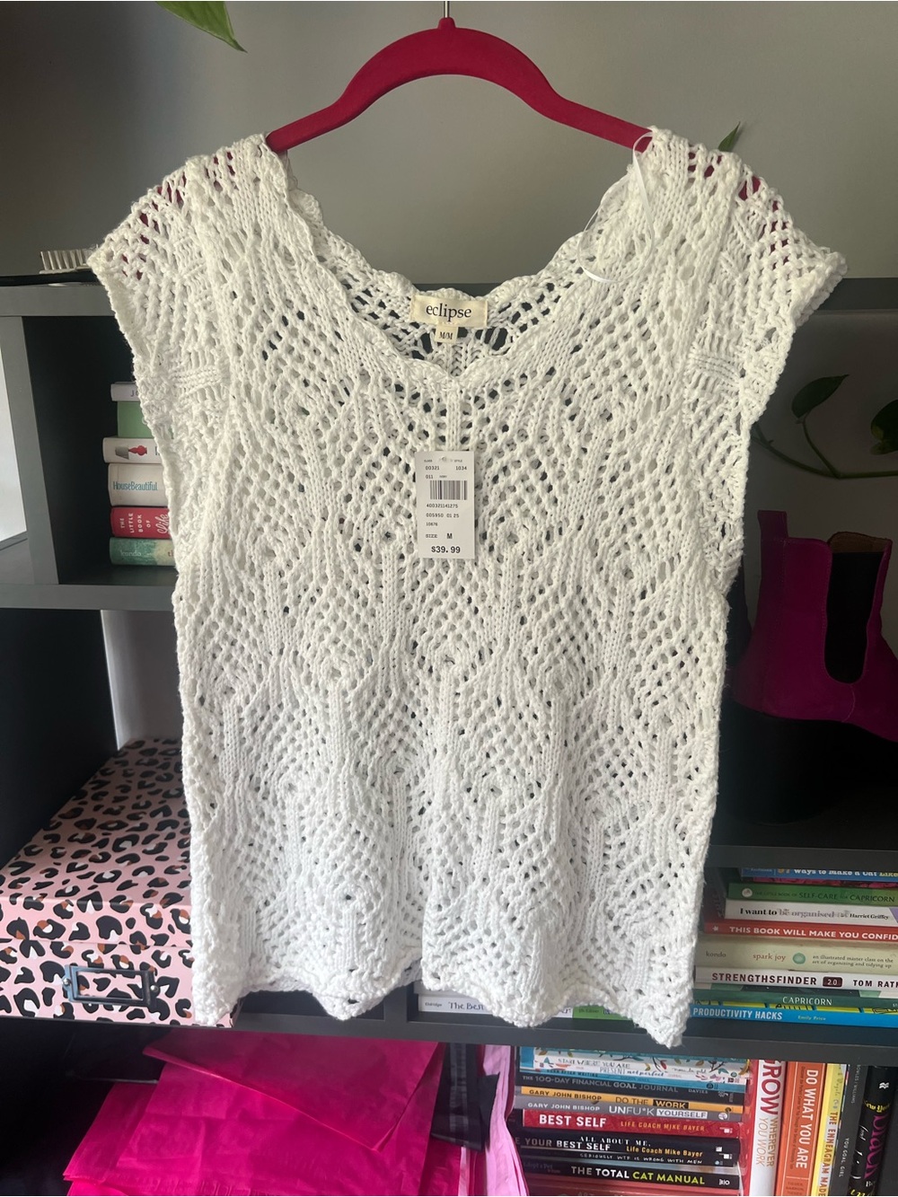 NWT Eclipse White Crochet Sleeveless Coverlet Top